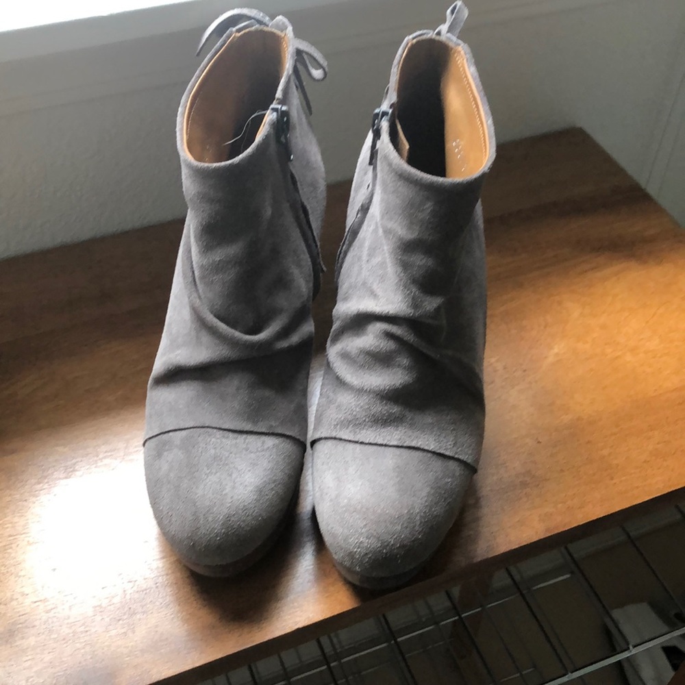 Beautiful Coclico Booties